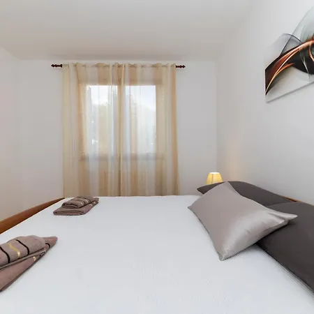 Ryanair's September Family Getaway Apartament Zadar